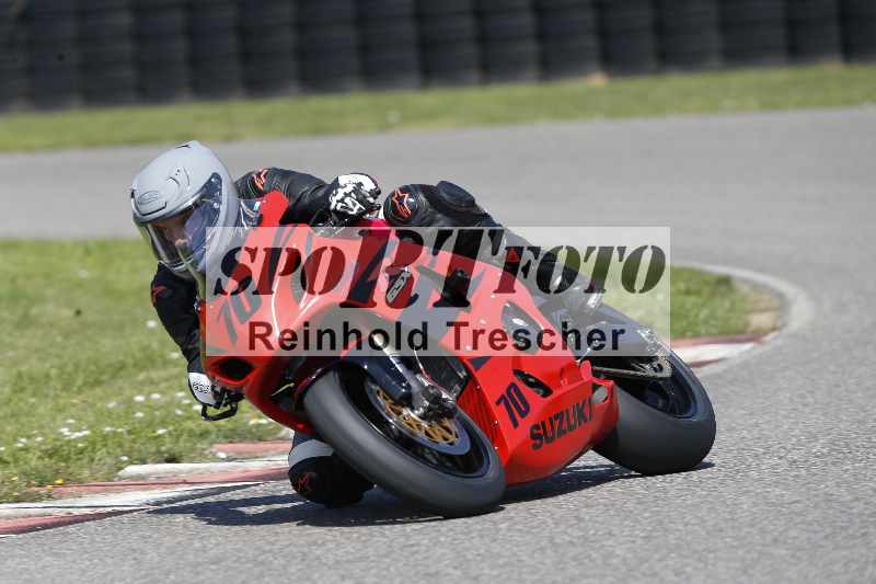 /44 09.08.2025 Plüss Moto Sport ADR/Freies Fahren/70